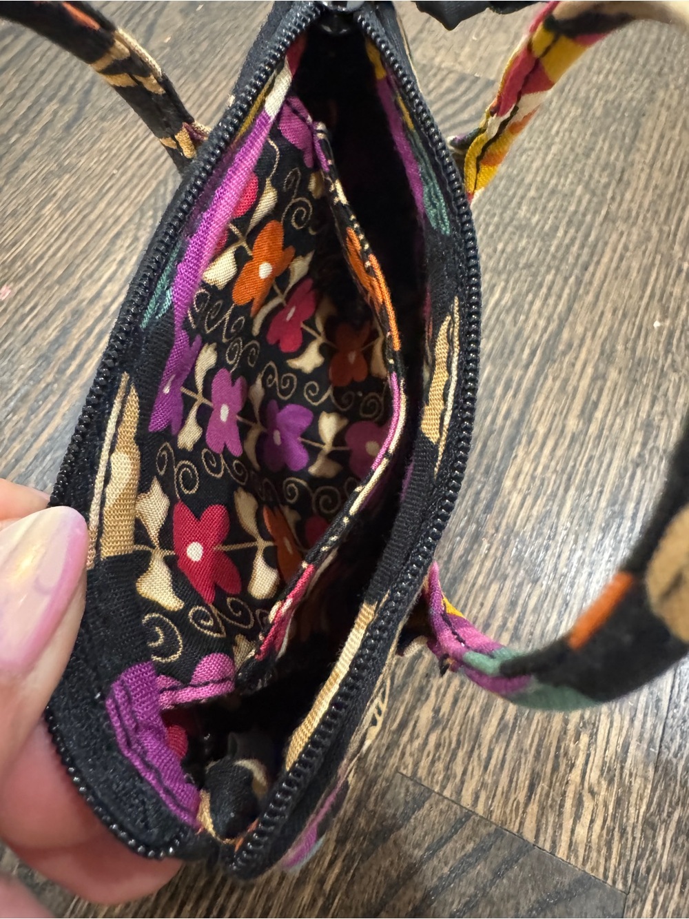 Vera Bradley • Suzani Mini Floral Bag Purse - Picture 5 of 8